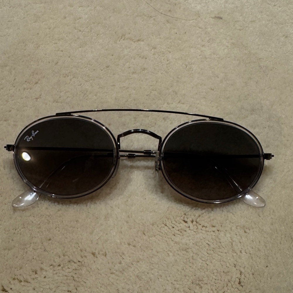 Ray-Ban Round Metal Sunglasses